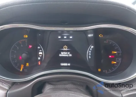 2015 Jeep Grand Cherokee Overland z USA, uszkodzony, nr VIN 1C4RJECTXFC780054